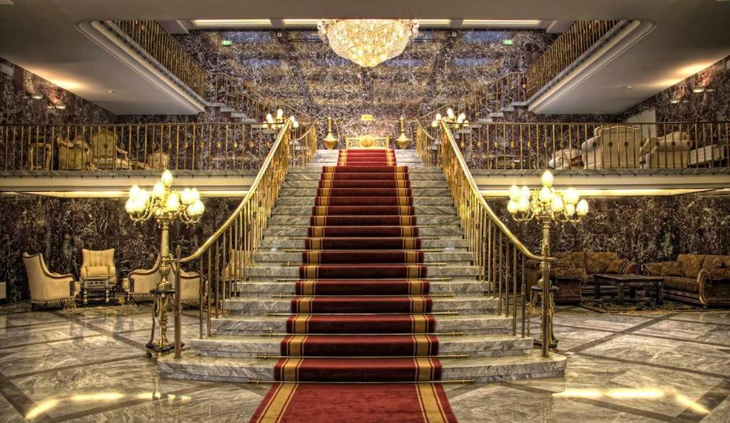 Hotel Unique Majestic Dortmund Exterior foto